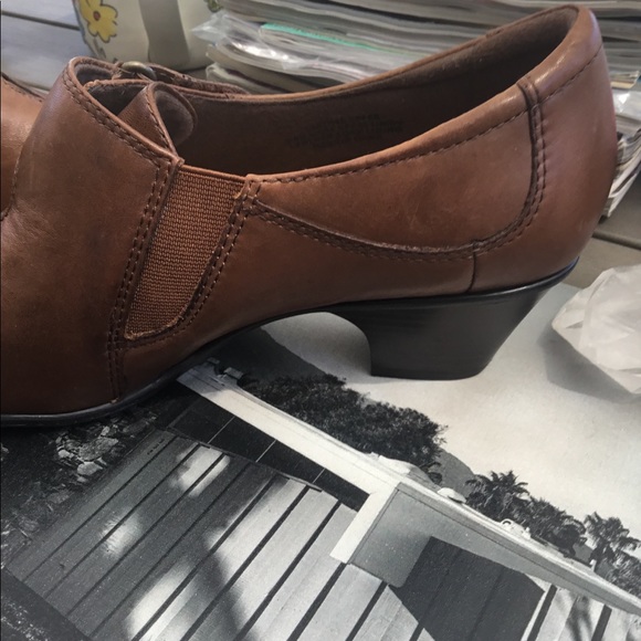 🆕W BOX EARTH VOYAGER ALMOND CALF LEATHER BOOTIES - Picture 3 of 7